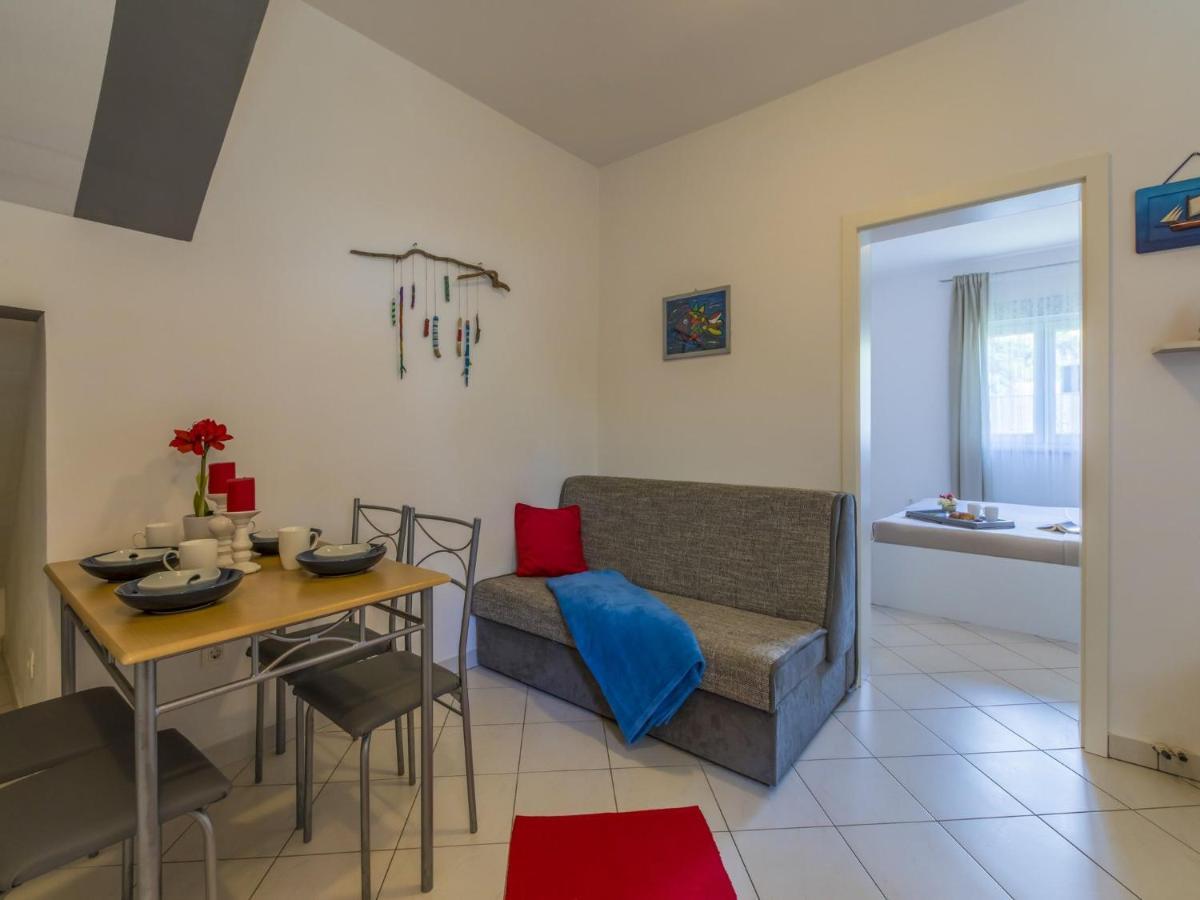Apartments Zec Crikvenica Buitenkant foto